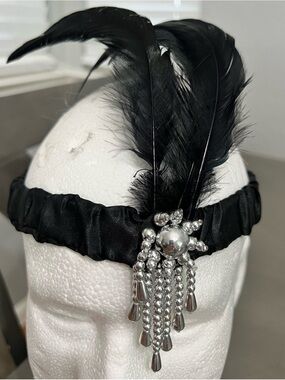 NWOT 1920s-style flapper costume headband